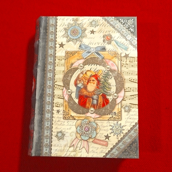 Punch Studio Other - Punch Studio faux keepsake book decor Christmas Holiday themed Santa HTF